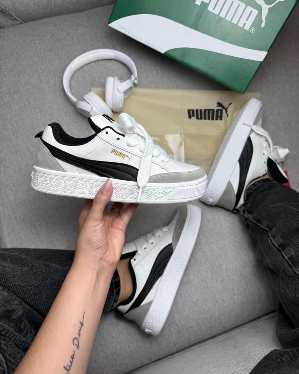 Tênis Puma branco e preto